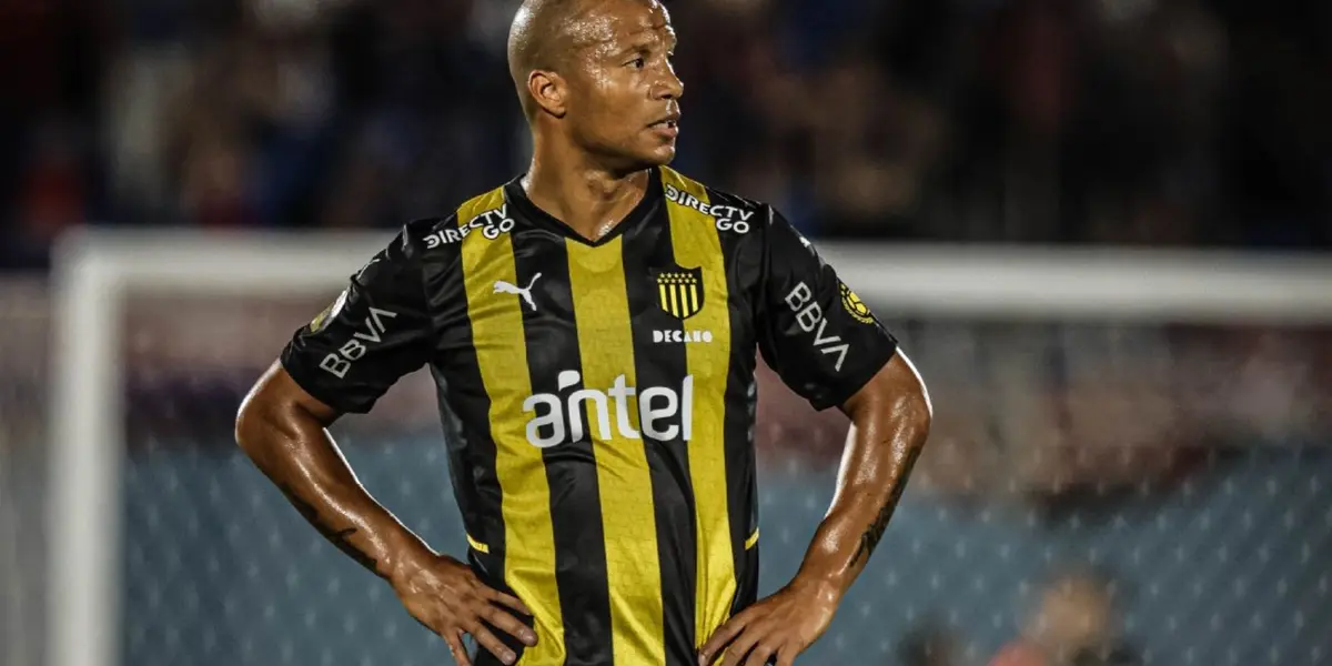 Carlos Sánchez en Peñarol