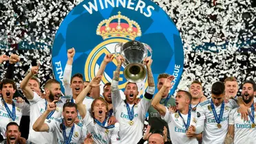 El Real Madrid levanta la Champions League 2017-2018.