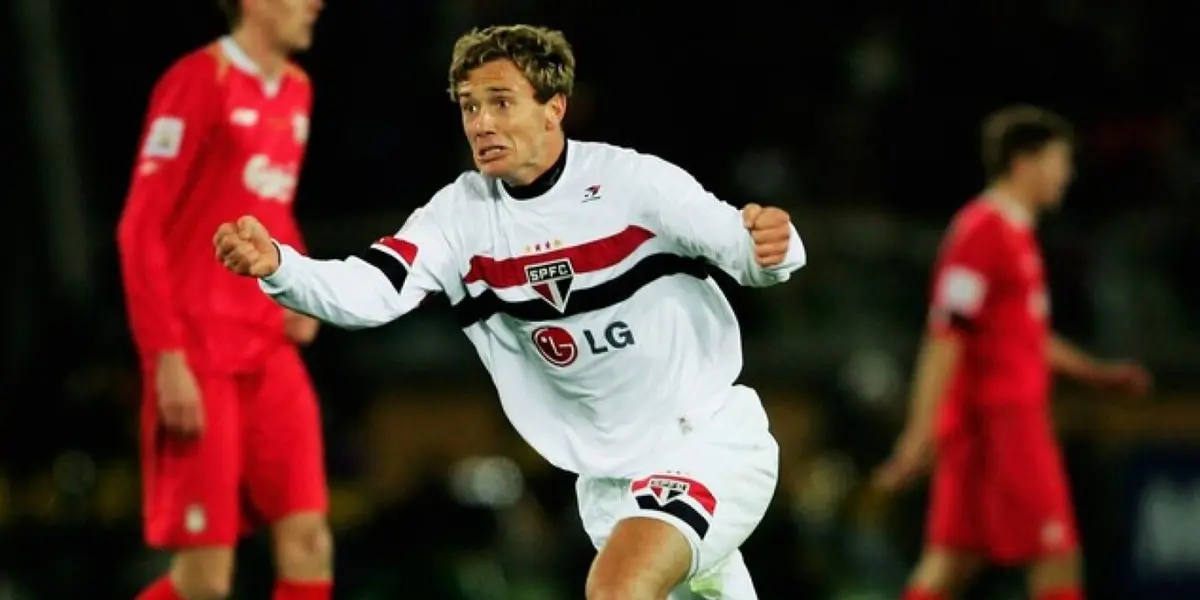 A Lugano en Sao Paulo lo aman, dejó su huella marcada, el club se lo reconoce al igual que toda la hinchada