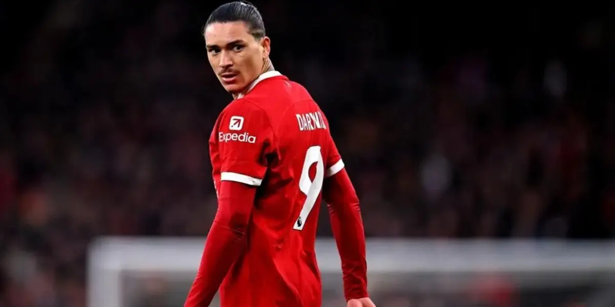 Darwin Núñez preocupa en Liverpool