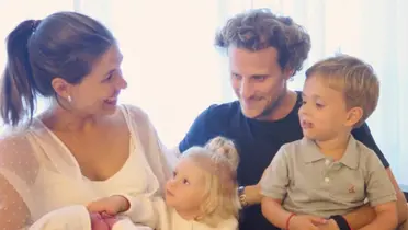 Diego Forlán junto a su familia