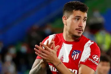 El uruguayo termino la jornada en España y tras sentir molestia en su rodilla recurrió a recuperarse al 100% sabiendo que dentro de muy poco se vienen las eliminatorias y se lo necesita al máximo nivel