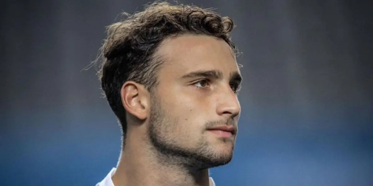 El zaguero uruguayo vivió un momento particular en su arribo a la Argentina y recibió un especial llamado de Francescoli