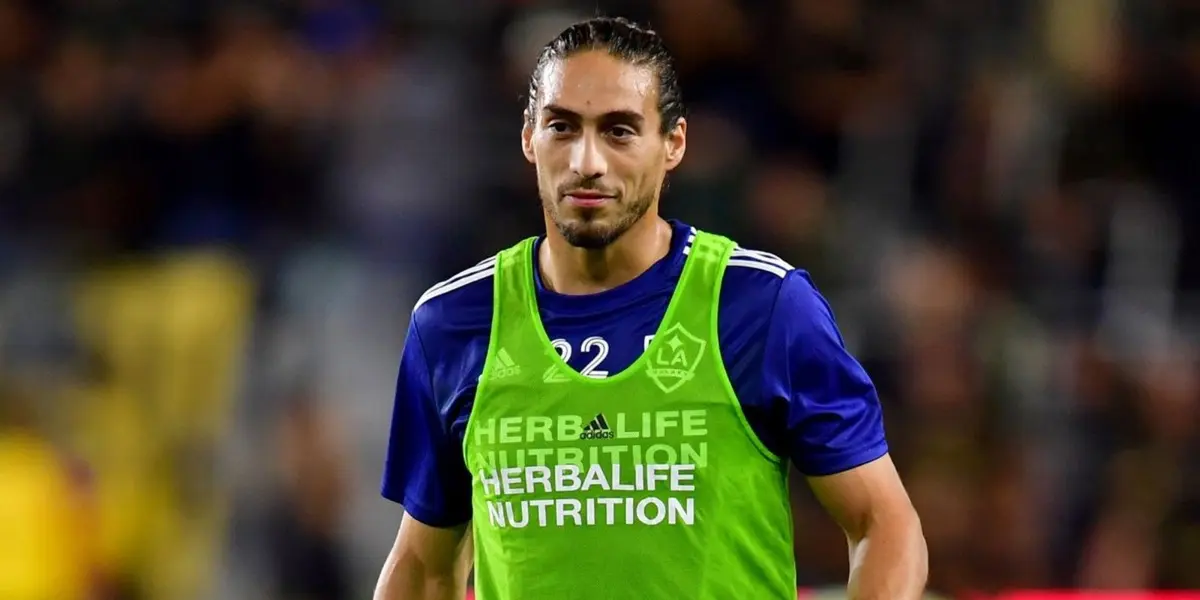 En Estados Unidos juega Cáceres que abrió el partido con su primer gol