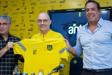 En Peñarol buscan al reemplazante de Alfredo Arias y en las últimas horas recibieron una pésima noticia