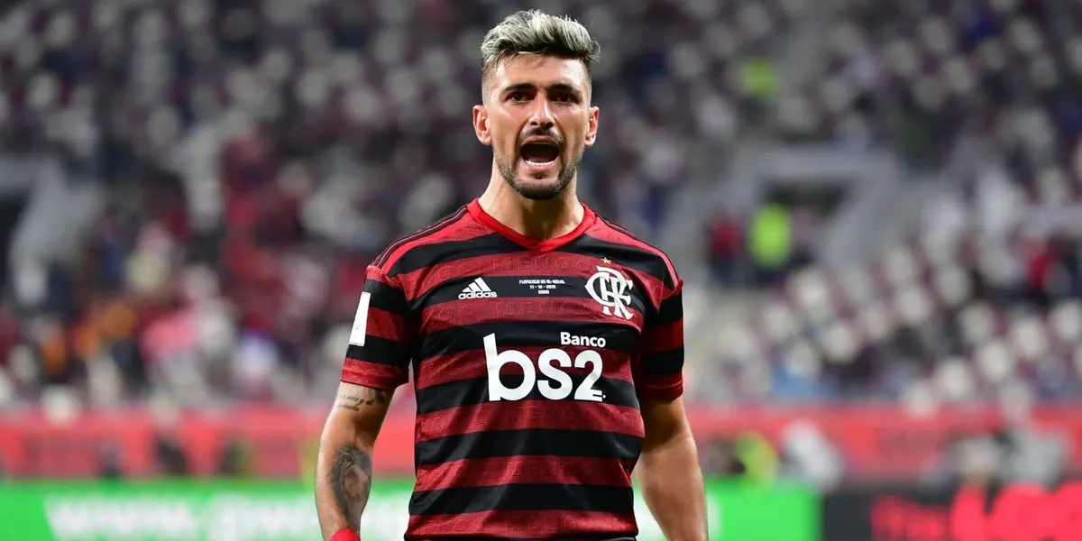 Giorgian de Arrascaeta se vistió de héroe en Flamengo y el úblico del Mengao agradece por dejar viva la ilusión