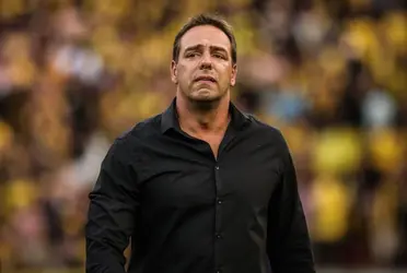 Ignacio Ruglio lo quizo como entrenador de Peñarol y hoy elige seguir su carrera lejos de Uruguay