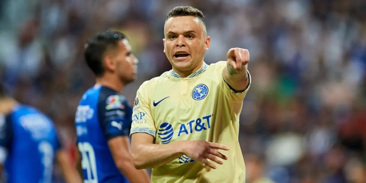 Jonathan Rodríguez es una de las grandes figuras del América de México y Marcelo Bielsa está tras sus pasos