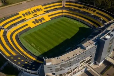 La crisis de Peñarol se incrementa cada vez más y ahora los hinchas se mostraron fastidiosos al saber que perderán la localía