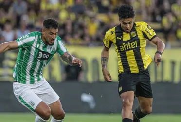 Matías Arezo se estaba convirtiendo en el héroe de Peñarol pero eso le duró pocos minutos