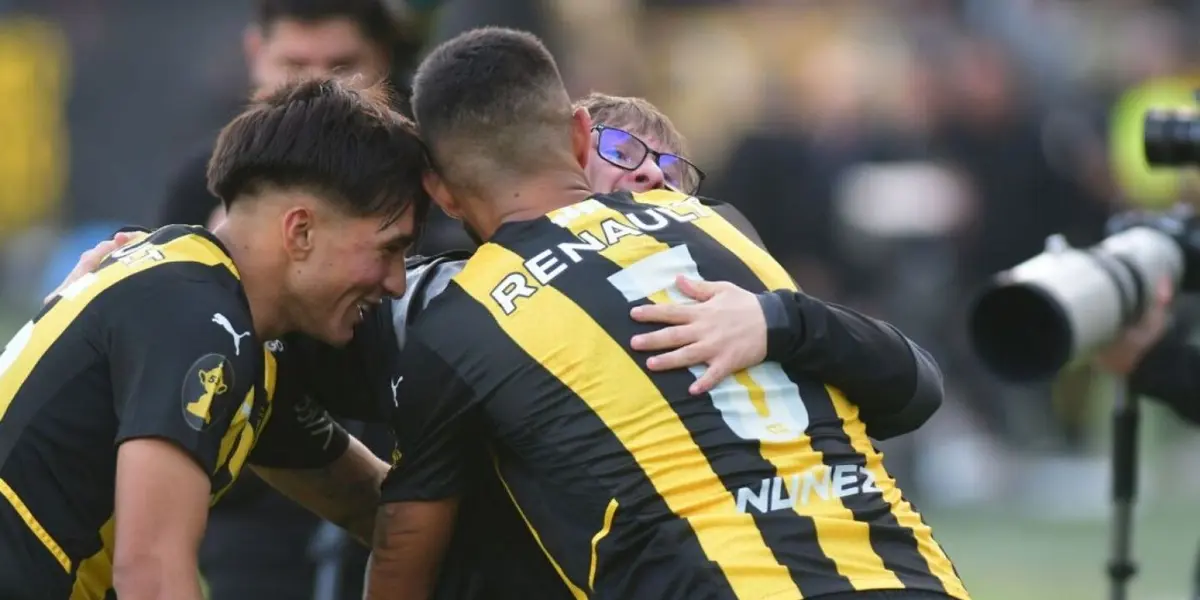 Peñarol hizo parte de los festejos a un hincha que se hizo muy querido en los últimos mese