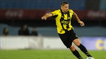 Ramírez tuvo que abandonar prontamente la cancha durante el partido ante Cerro Largo