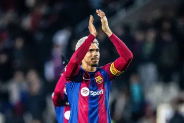 Ronald Araújo tiene un nuevo competidor en la lucha por su pase