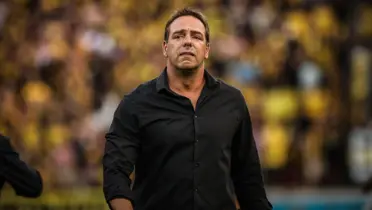 Ruglio empezó a calentar el superclásico con duras declaraciones contra el Bolso.