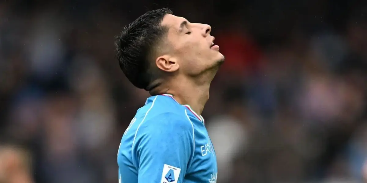 El defensor uruguayo brilló por su ausencia en la derrota del Napoli ante Inter